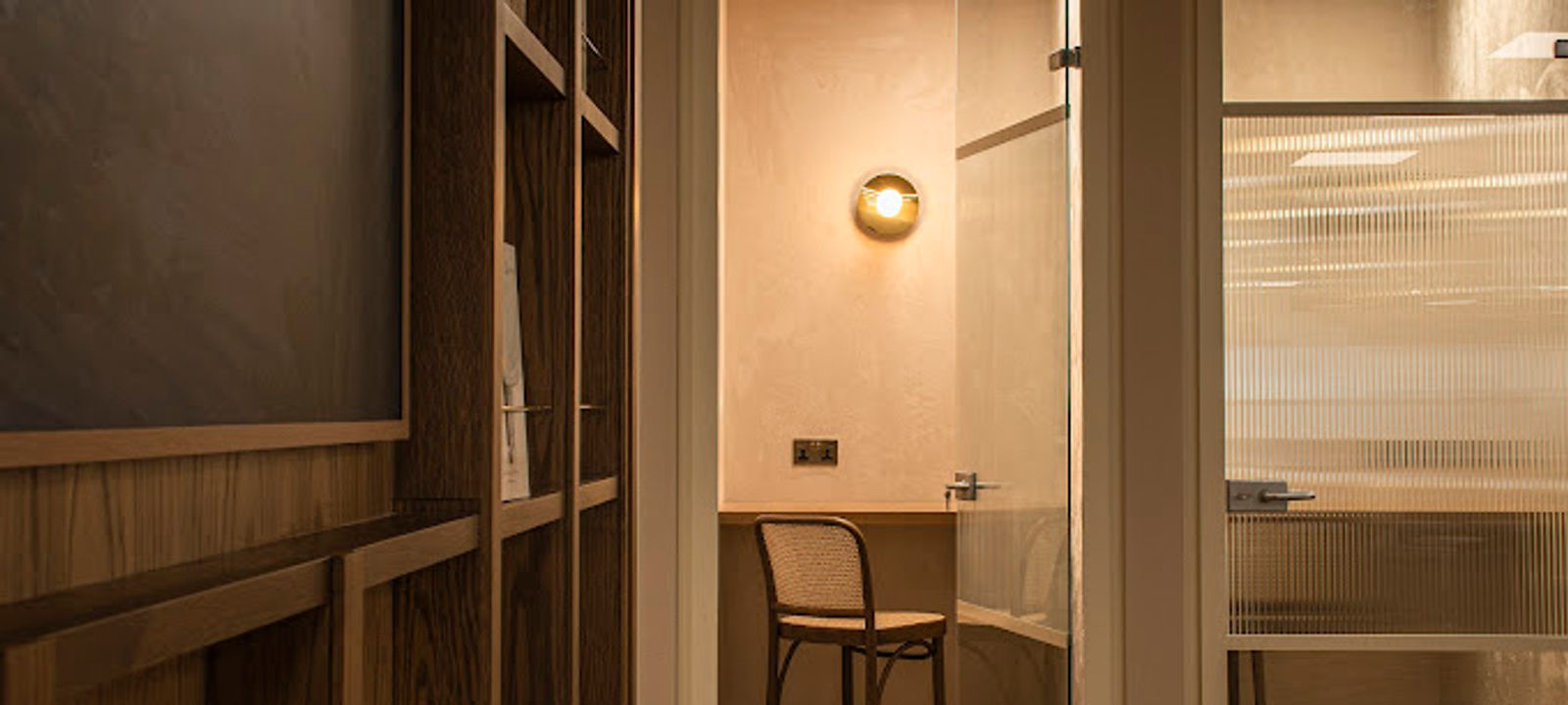 68 King William Street, Bank - Image 1