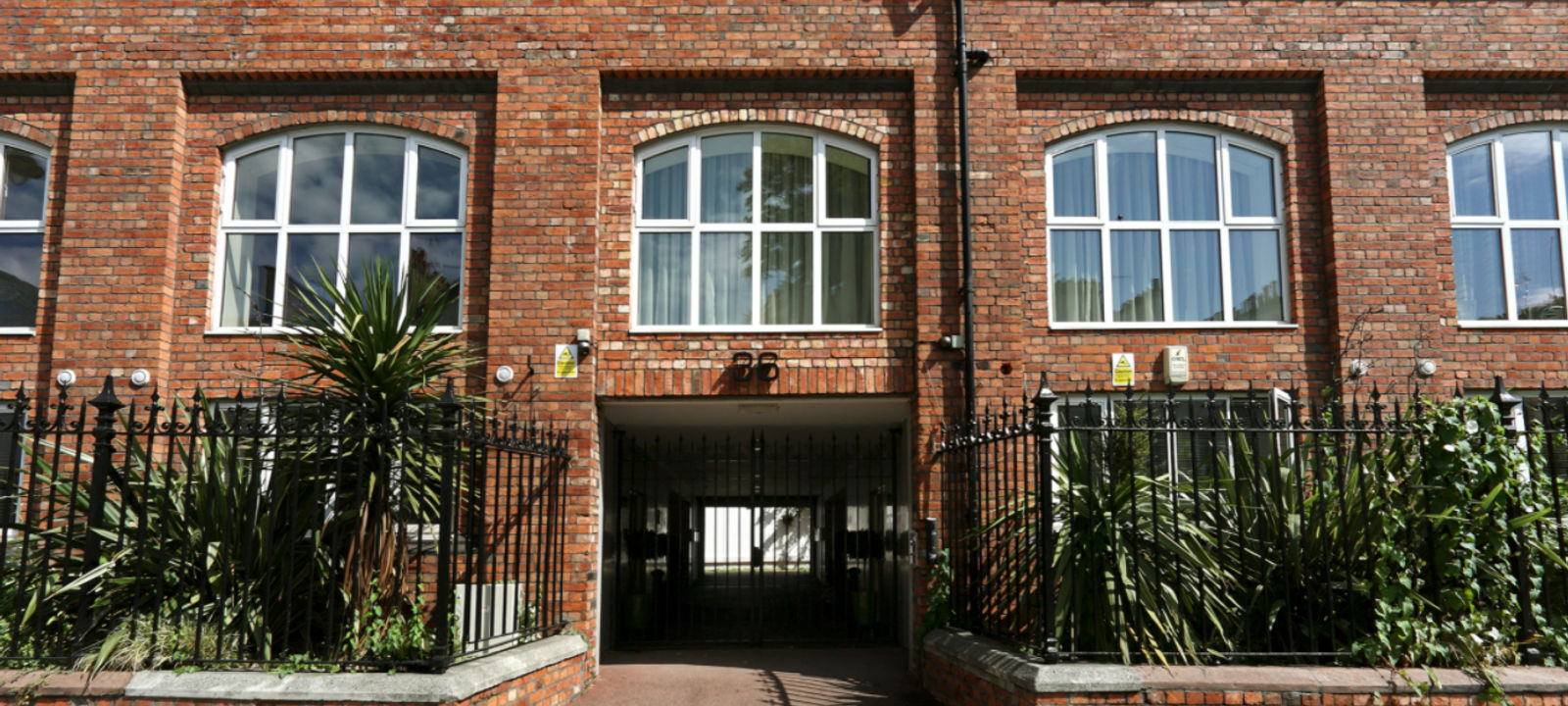 The Vineyards Business Centre - Image 1