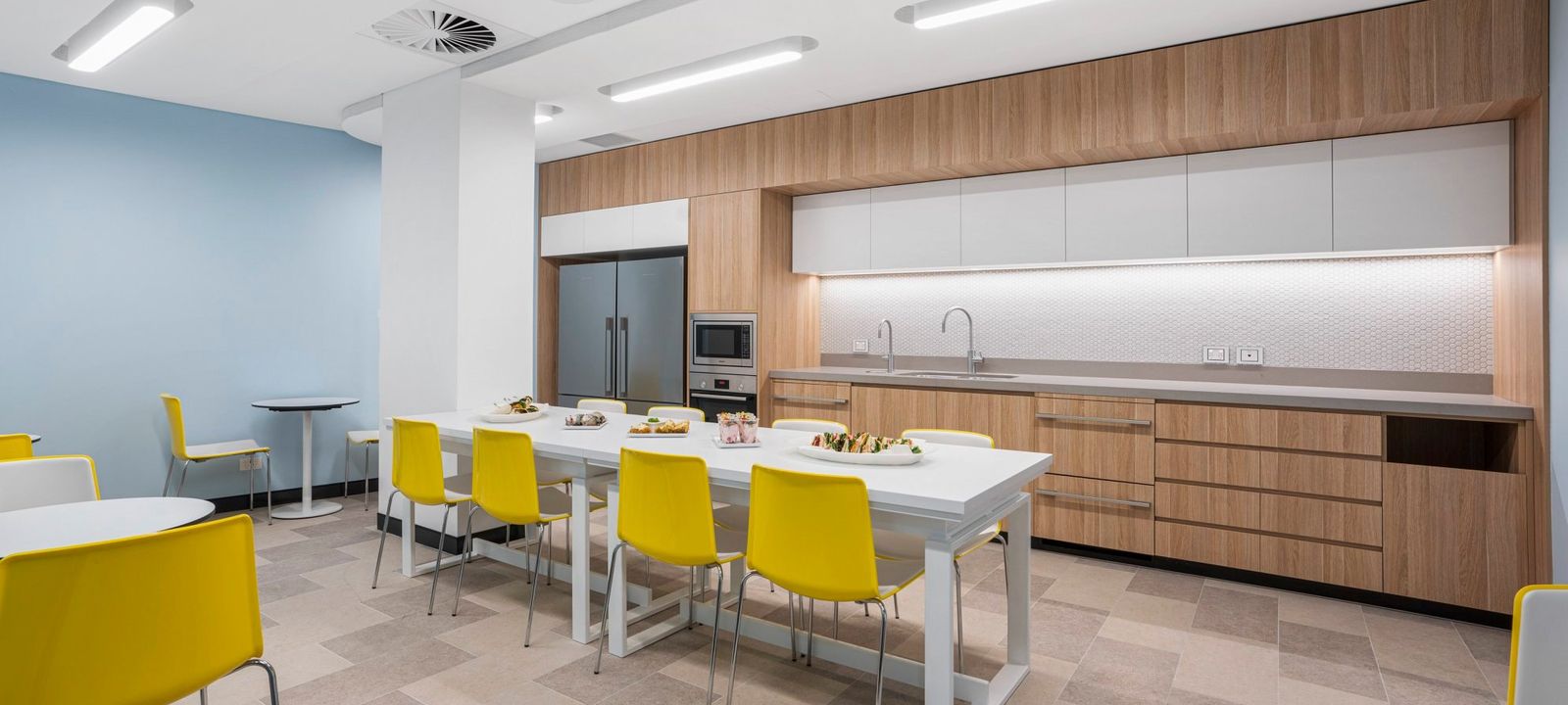 36 Marine Parade, Southport - Image 1