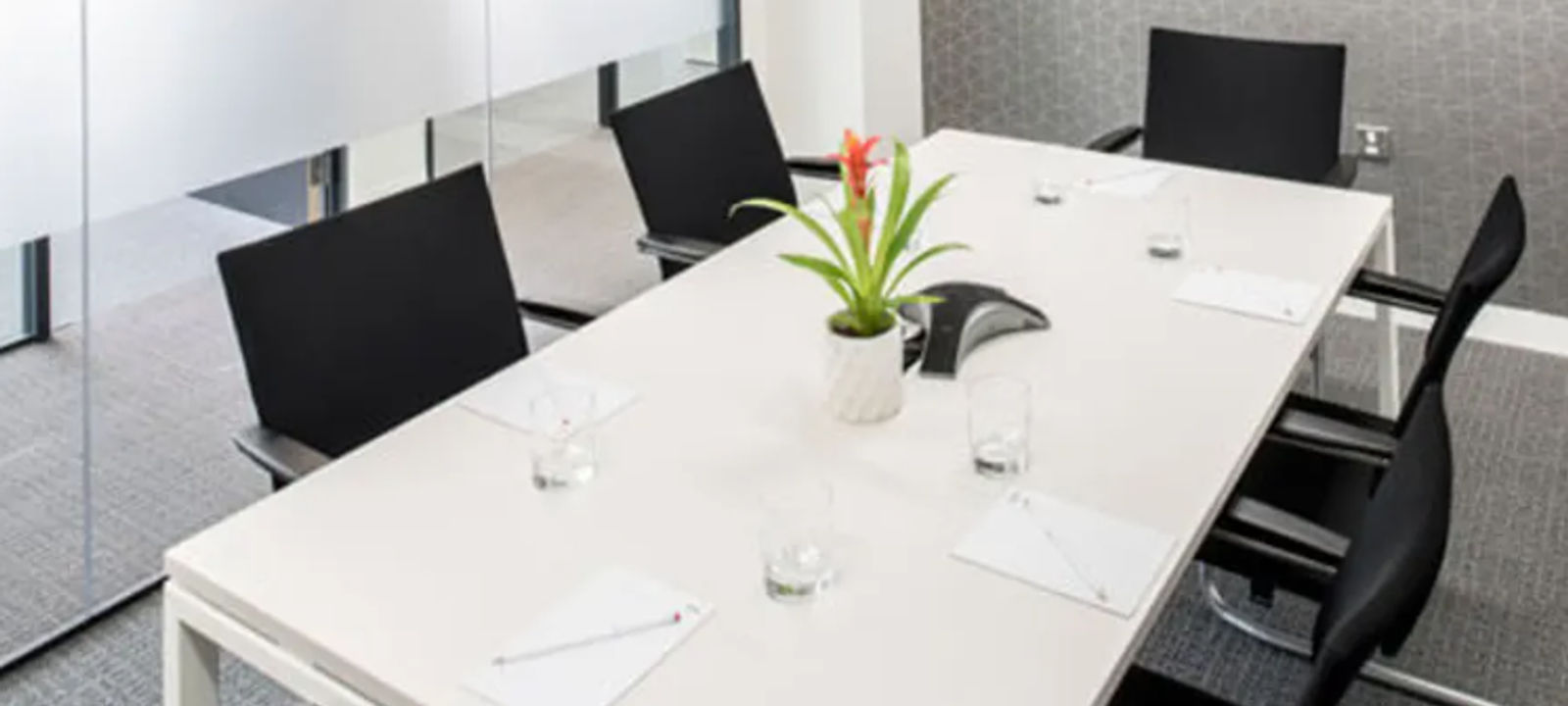 Wadi Al Athaiba Street, Muscat - Image 1