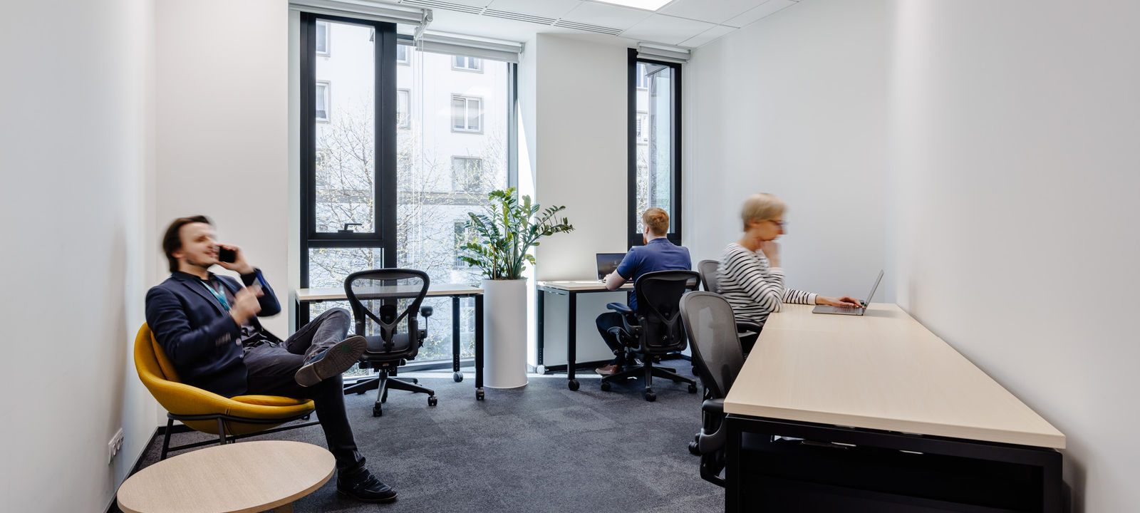 Chmielna 73, Warszawa - Image 1