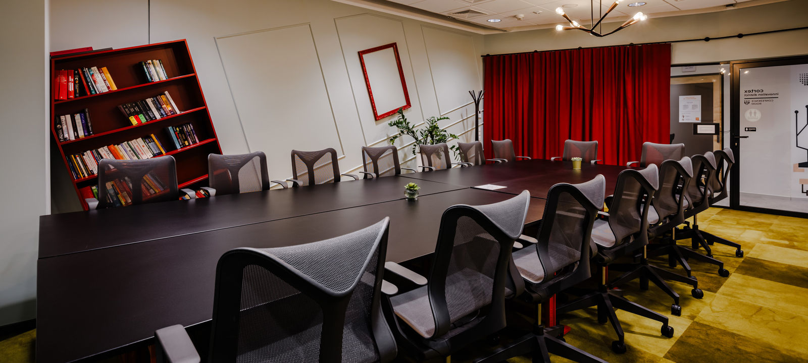 Chmielna 73, Warszawa - Image 1