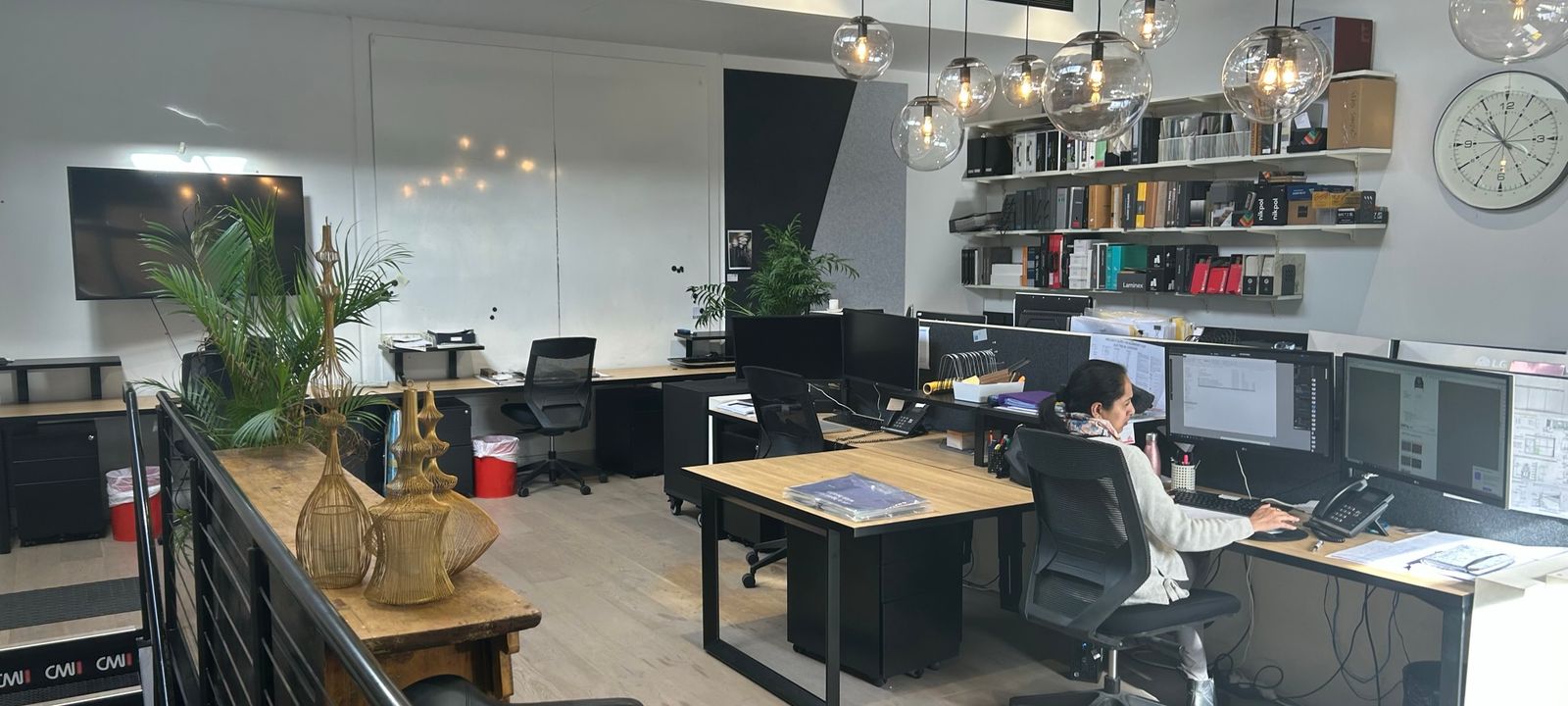 1 Bromham Place, Richmond - Image 1