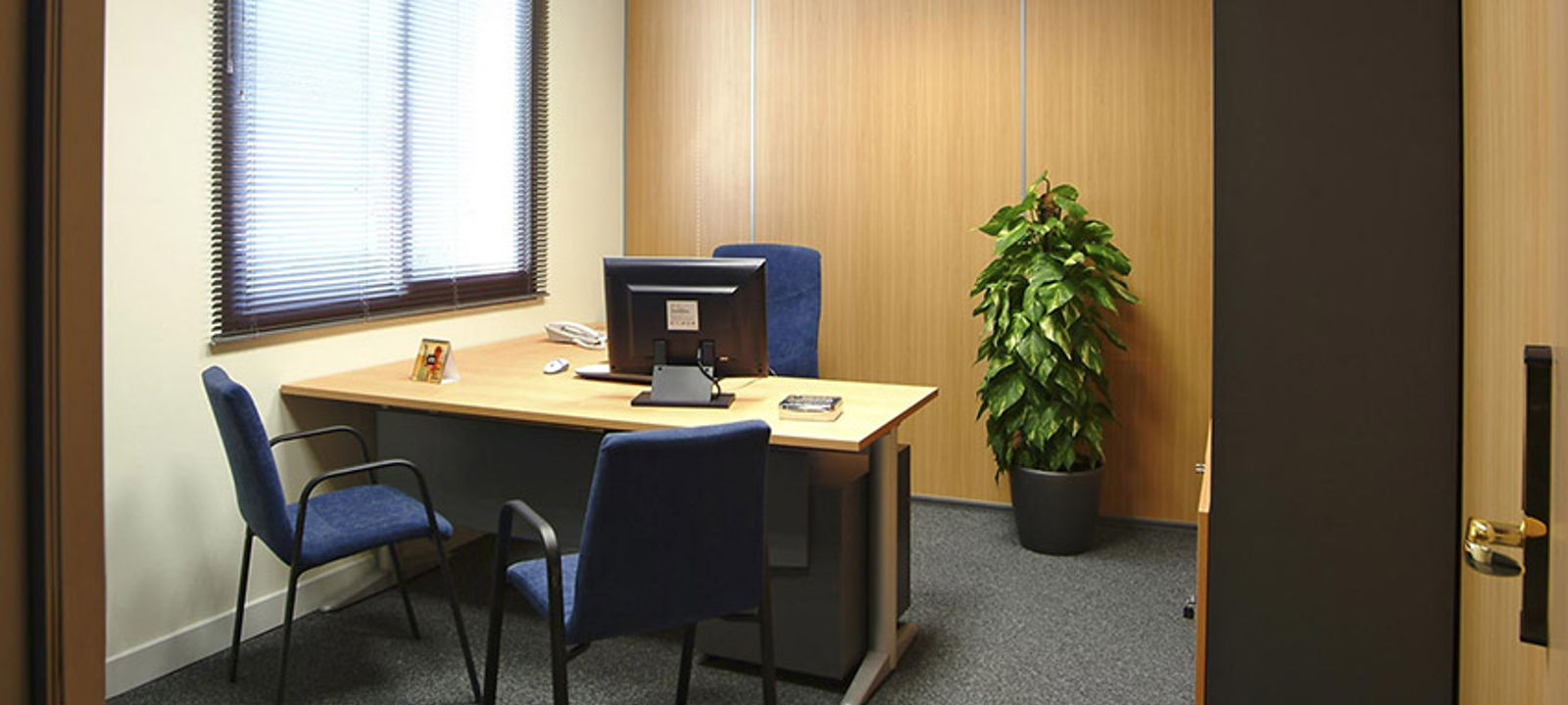 Urb La Alzambra, Marbella - Image 1