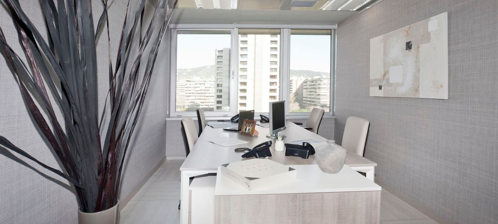 AIN Business Center Diagonal - Image 1