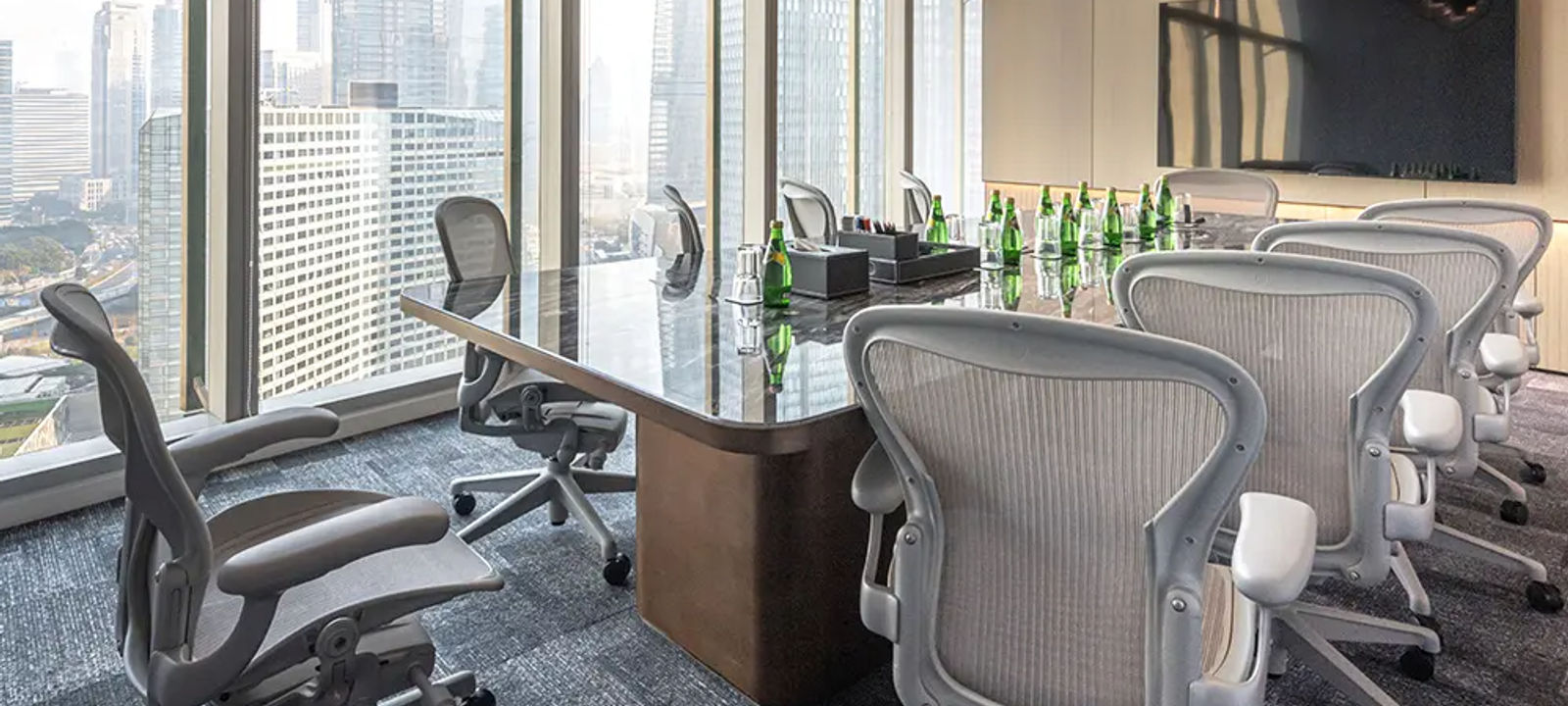 166 Lujiazui Ring Road, Pudong District - Image 1