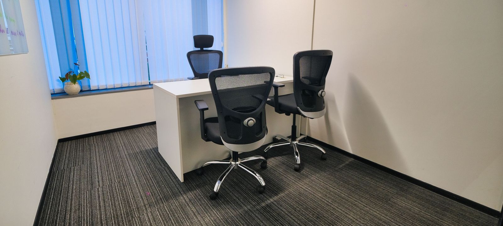 Pune-mumbai Highway Nh 4, Pune - Image 1