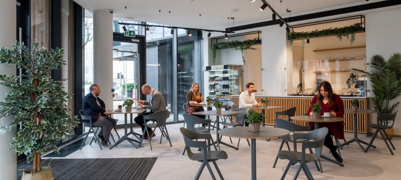 69 Park Lane, Croydon - Image 1