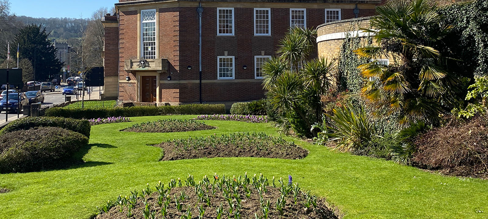 Old Library Building - Image 1