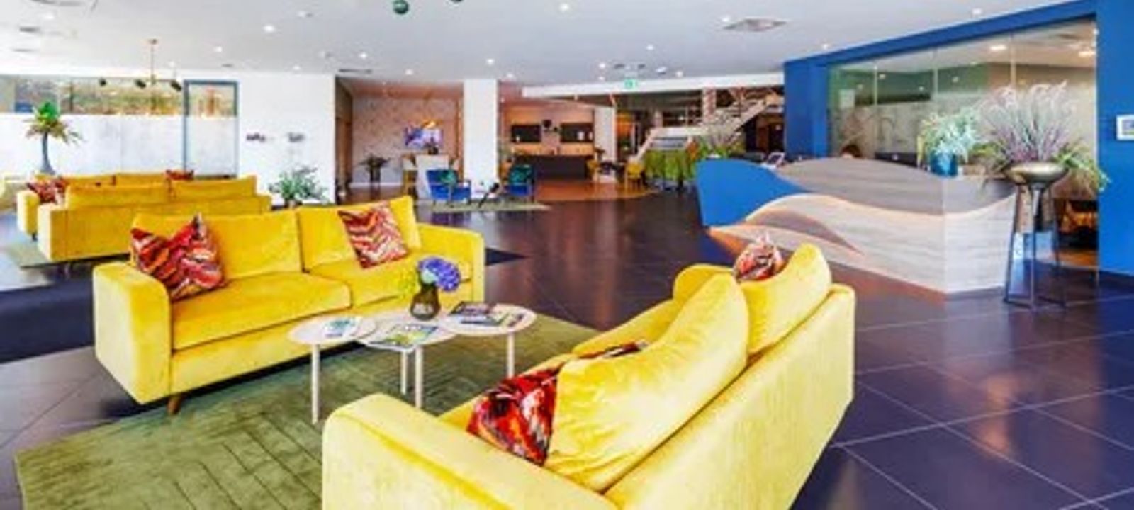 100 Berkshire Place, Winnersh - Image 1