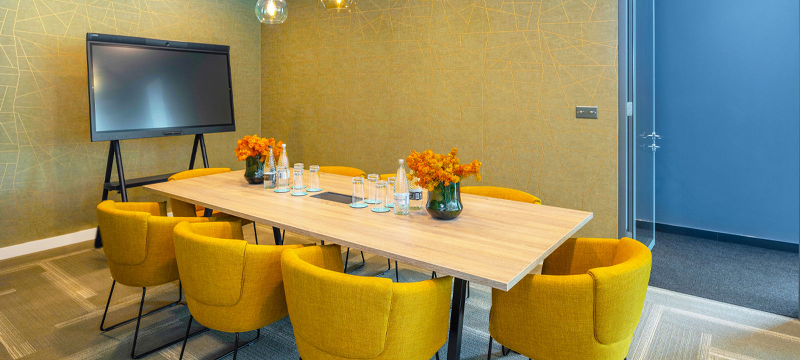 100 Berkshire Place, Winnersh - Image 1