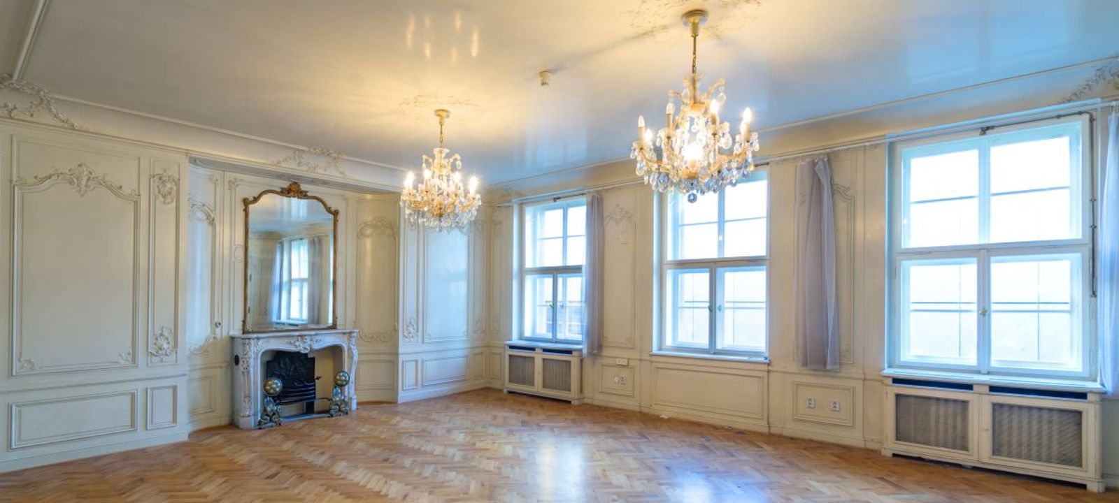 Spálená 108, Nové Město - Image 1