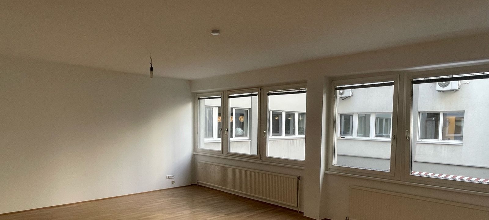 43 Webgasse, Wien - Image 1