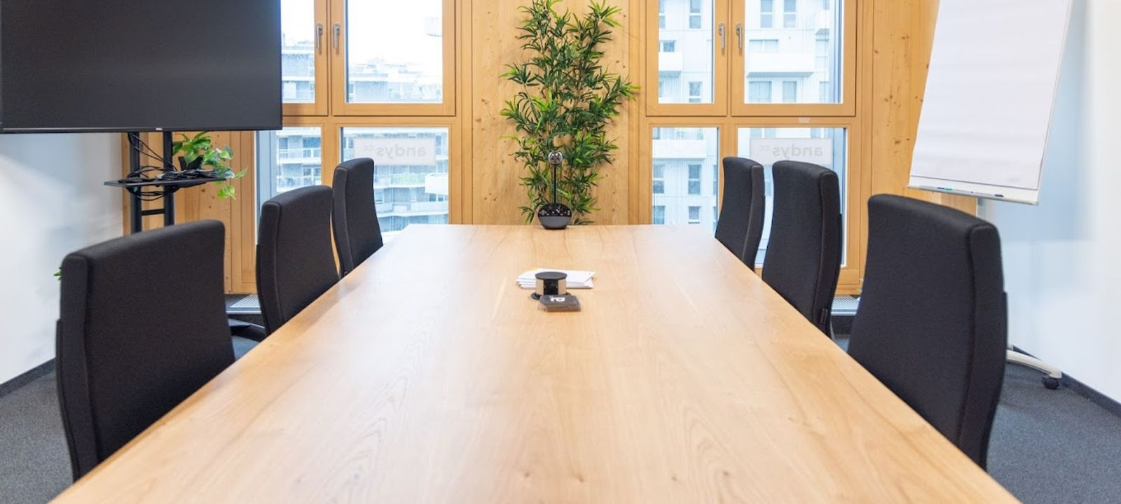 26 Janis-joplin-promenade, Wien - Image 1