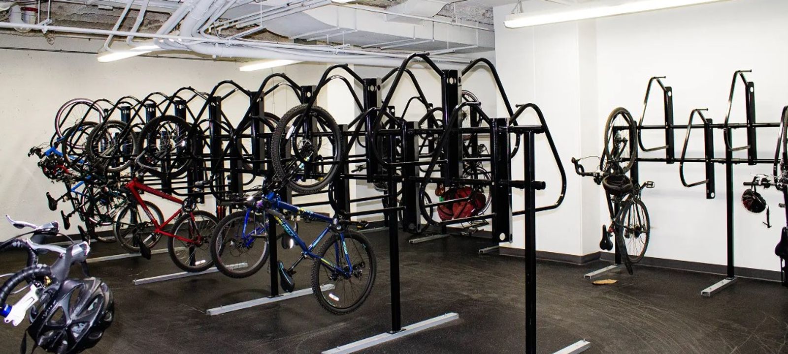 10004 104 Avenue Northwest, Edmonton - Image 1