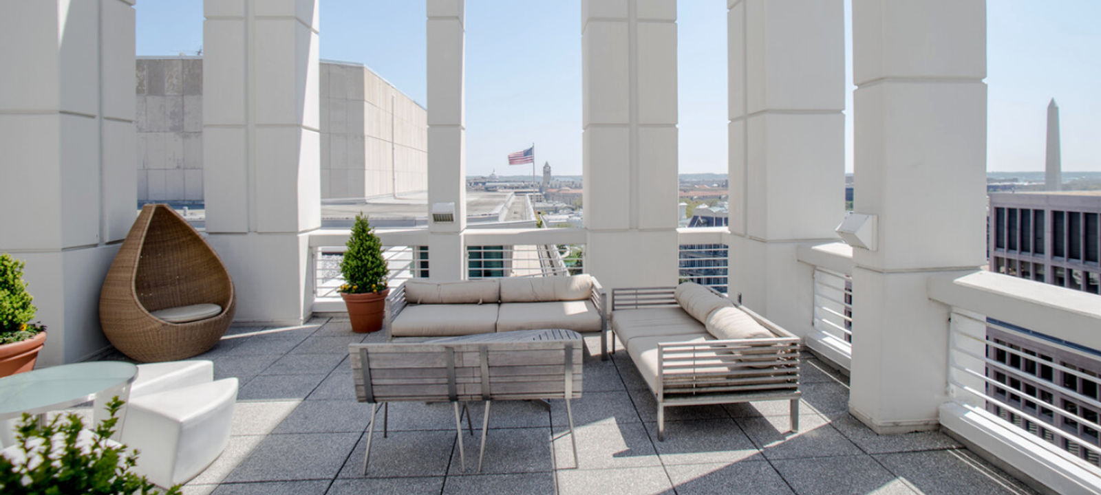 1717 Pennsylvania Avenue, Washington - Image 1