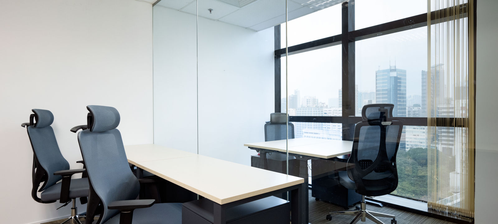 132 Nathan Road, Tsim Sha Tsui - Image 1