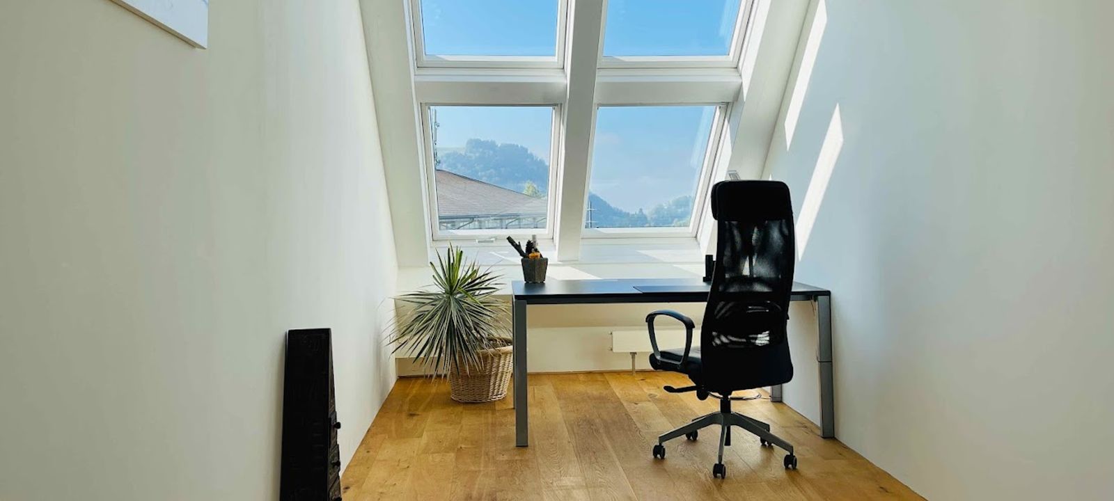 4a Chaltenbodenstrasse, Schindellegi - Image 1