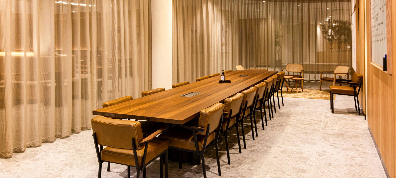 26 Rue De Montholon, Paris - Image 1