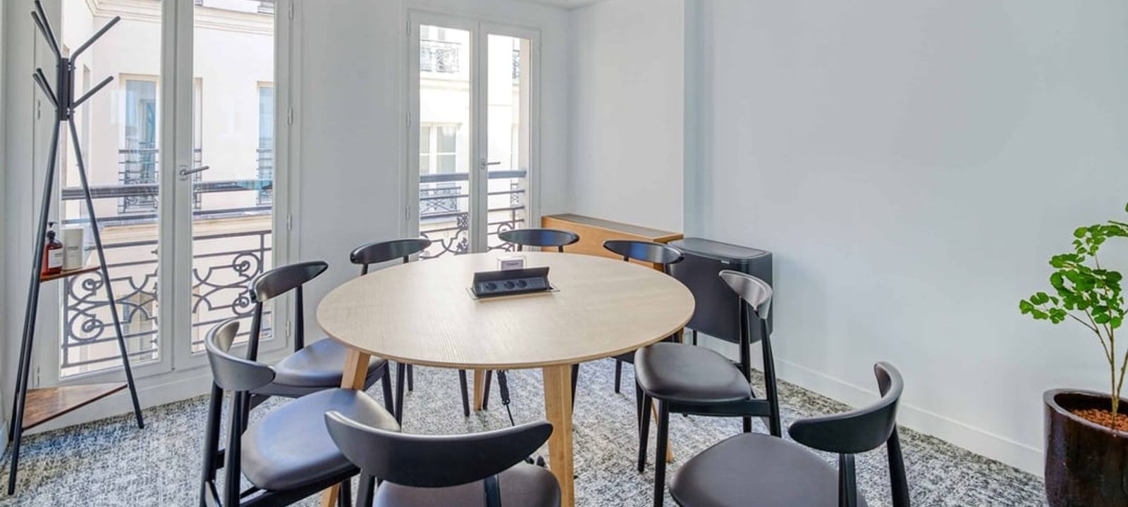 27/29 Rue De Choiseul, Paris - Image 1