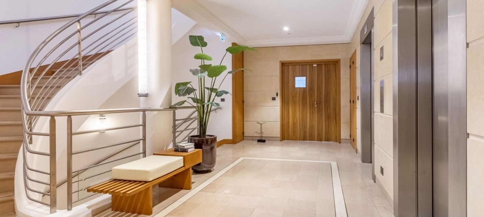 50 Rue Taitbout, Paris - Image 1