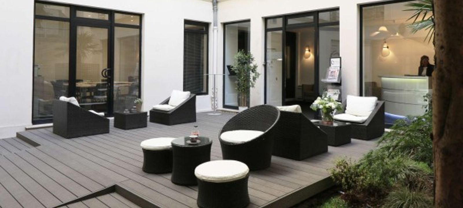 20 Rue Cambon, Paris - Image 1