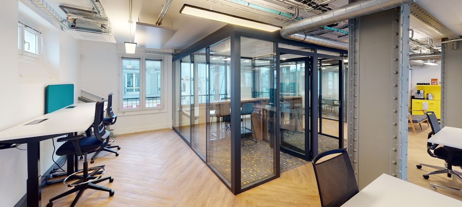 13 Rue Des Petits Hôtels, Paris - Image 1