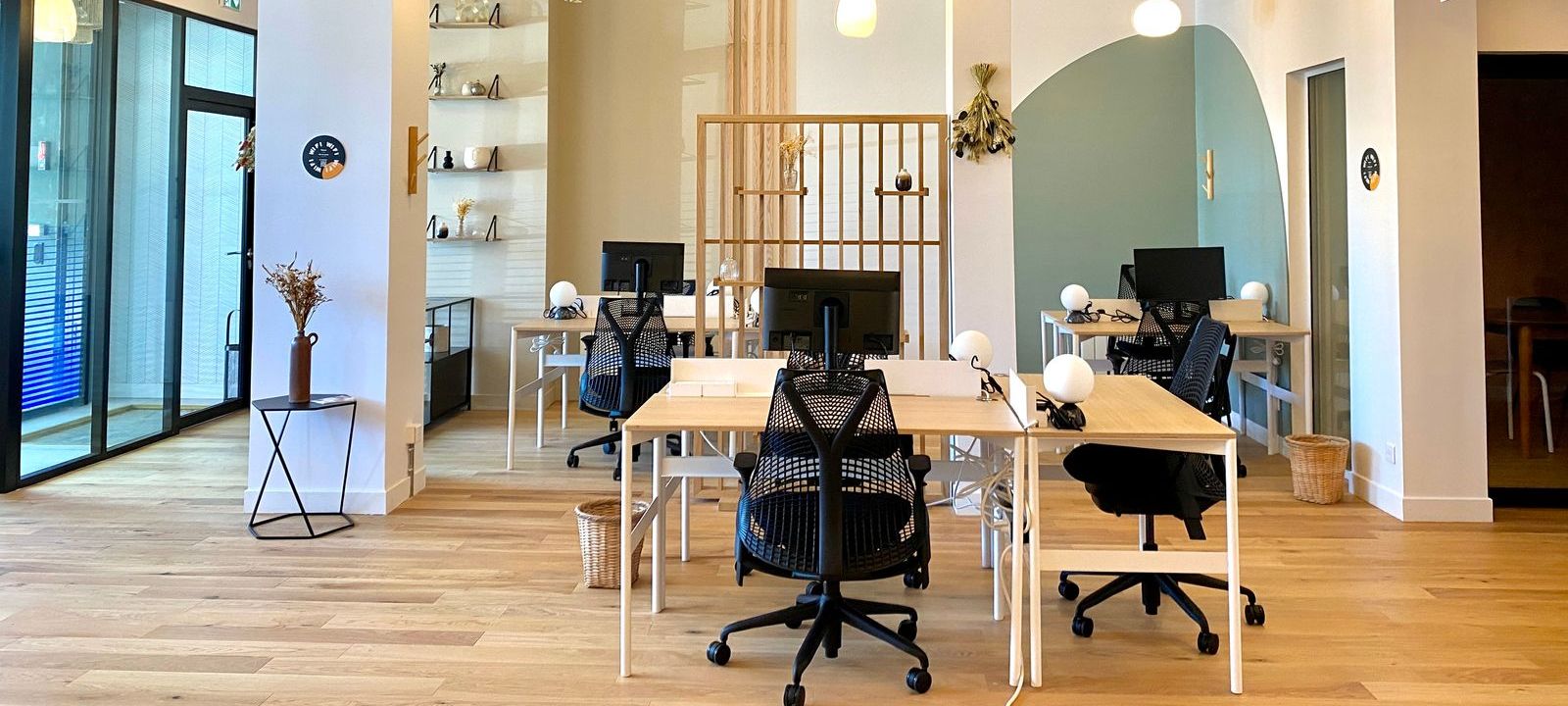 4 Place De La Gare Des Vallées, La Garenne-colombes - Image 1