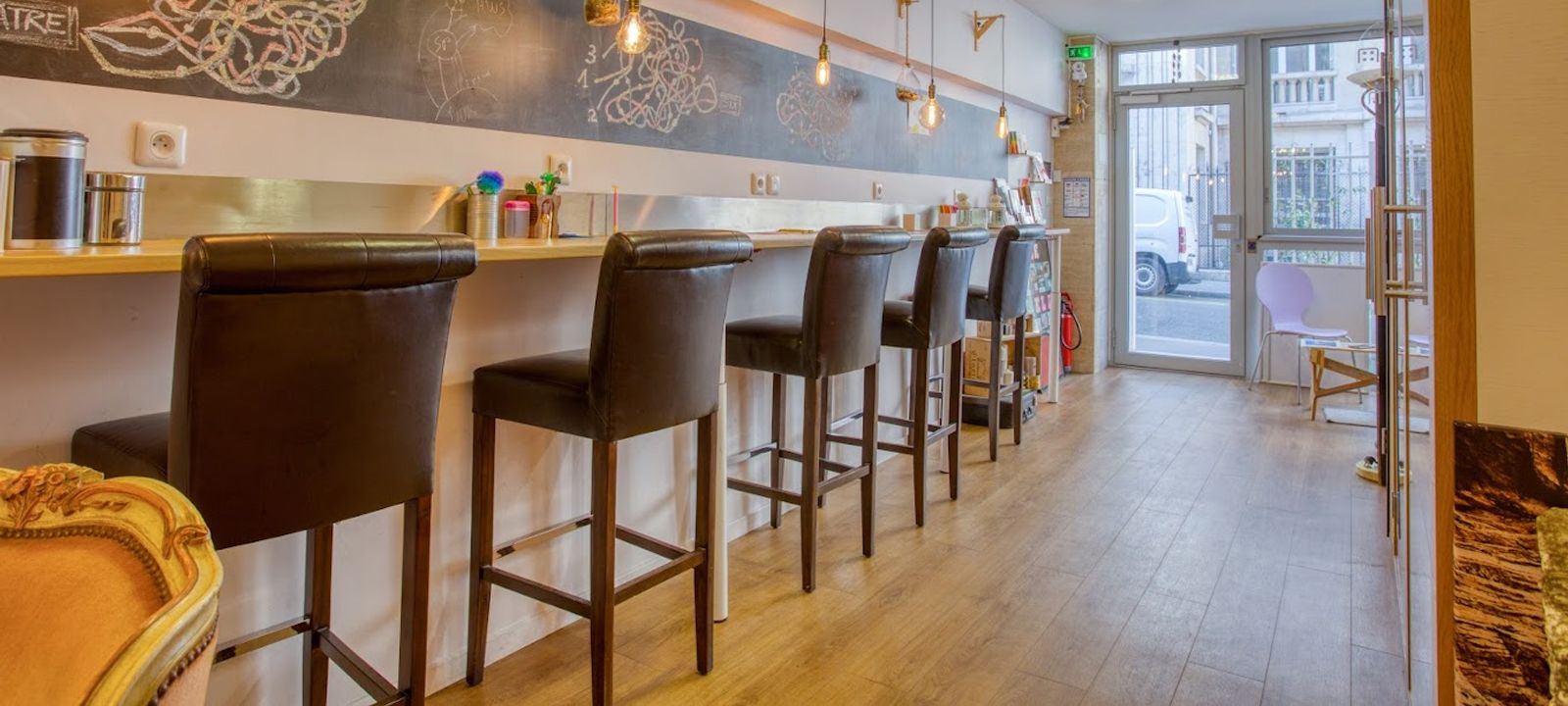 10 Rue Des Renaudes, Paris - Image 1