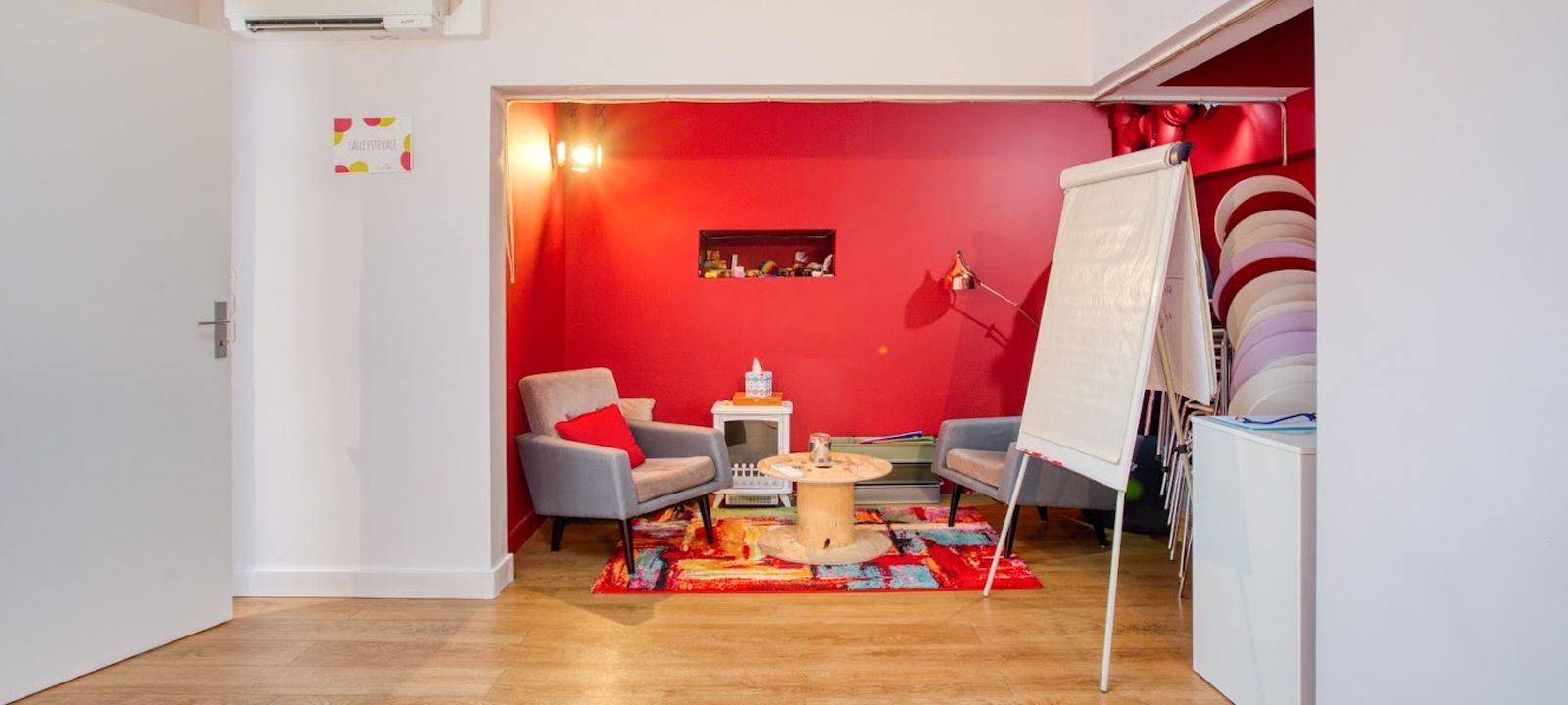 10 Rue Des Renaudes, Paris - Image 1