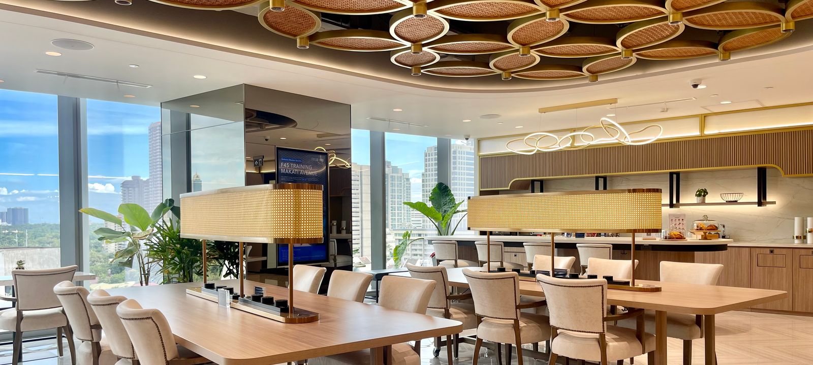 Paseo De Roxas, Makati - Image 1