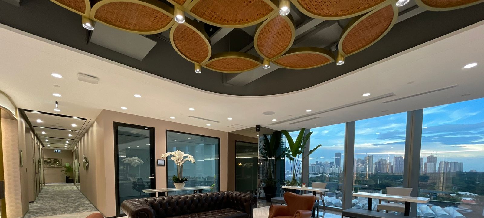 Paseo De Roxas, Makati - Image 1