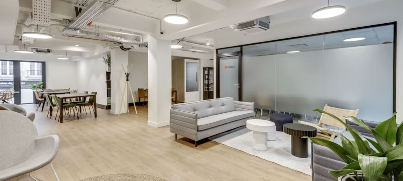 19/20 Rue Poissonnière, Paris - Image 1