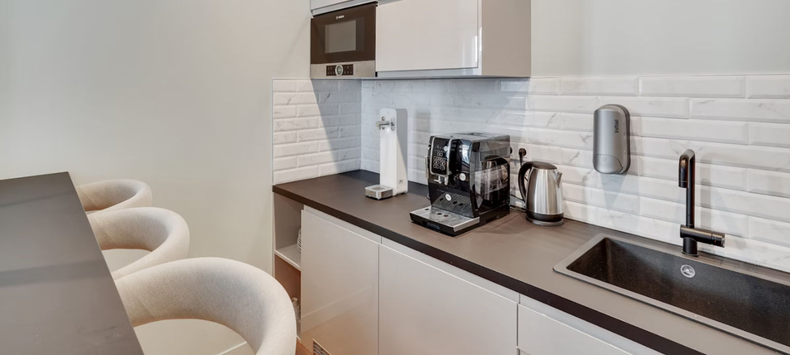 10 Av Franklin Delano Roosevelt, Paris - Image 1