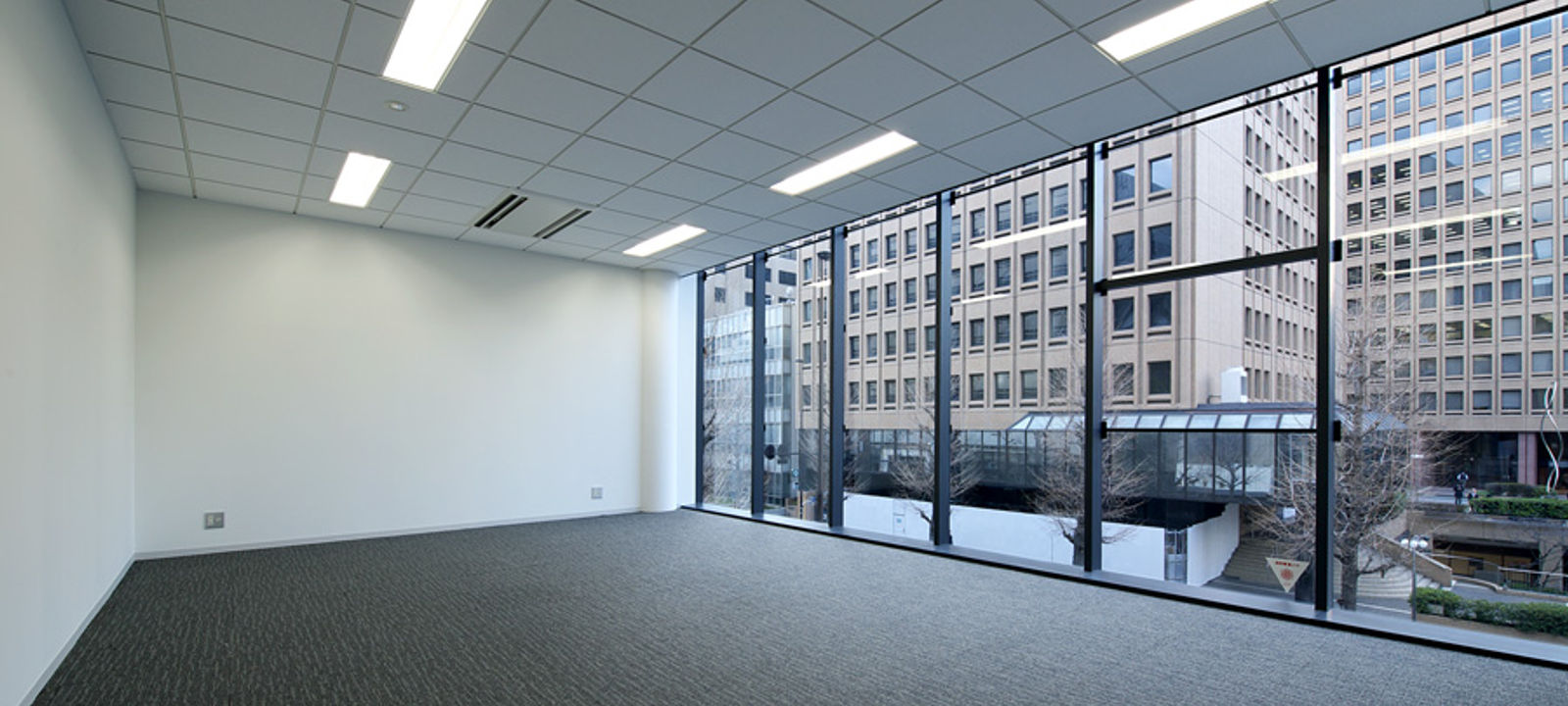 3-8-25 Toranomon, Minato-ku - Image 1