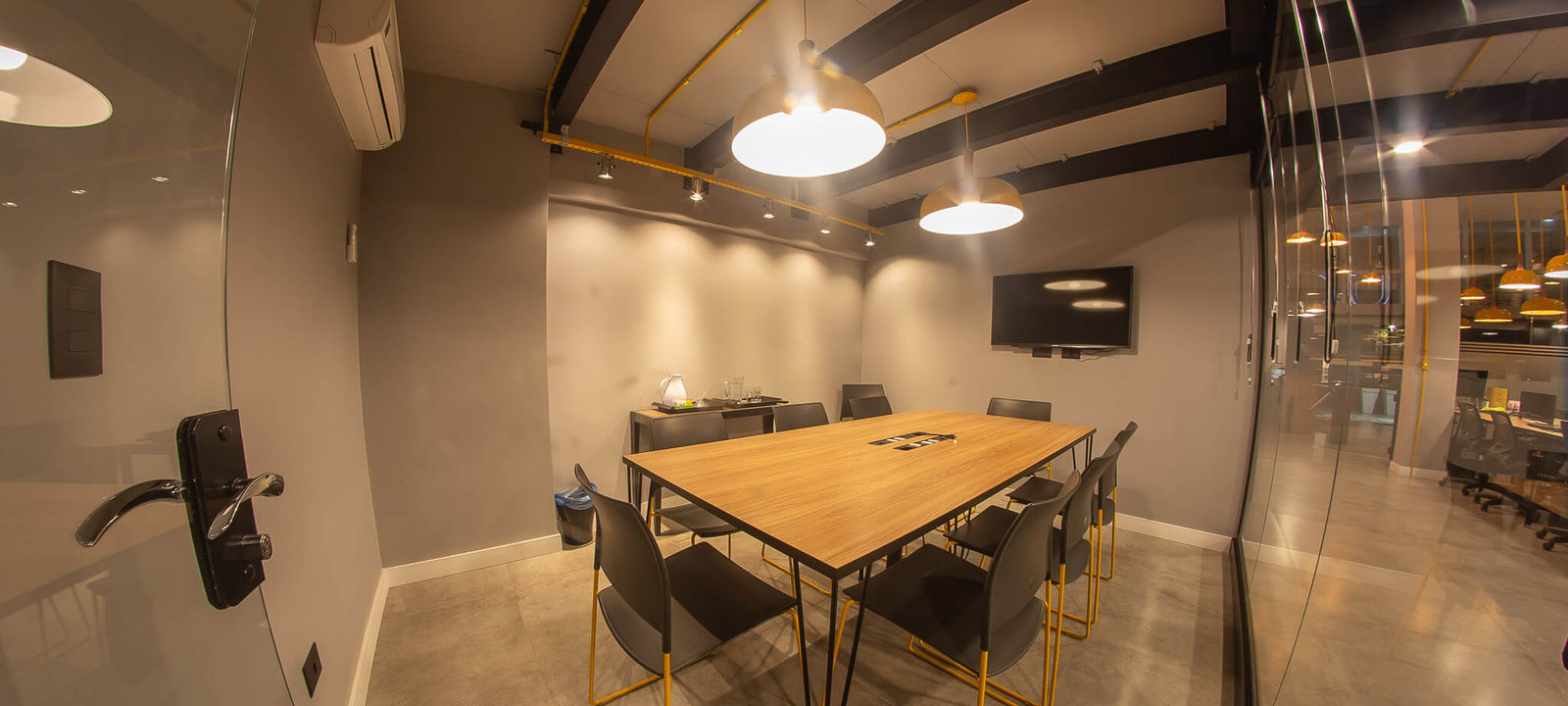 2574 Av Pres Getúlio Vargas - Água Verde, Curitiba - Image 1