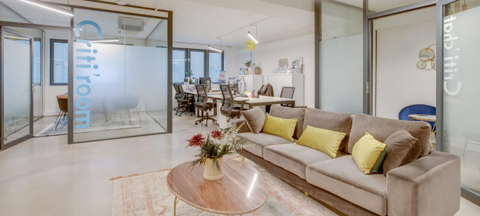 18 Rue D'hauteville, Paris - Image 1