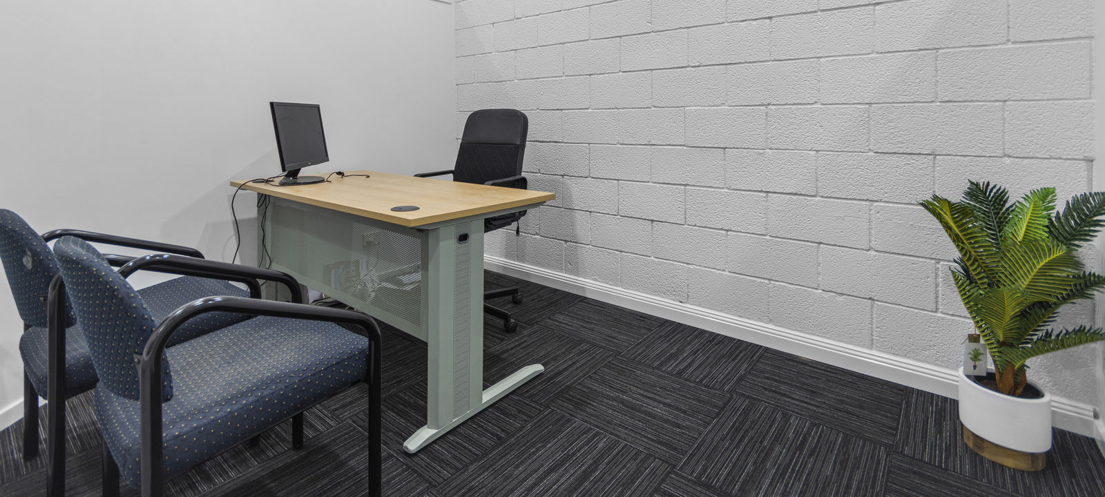 3460 Pacific Highway, Springwood - Image 1