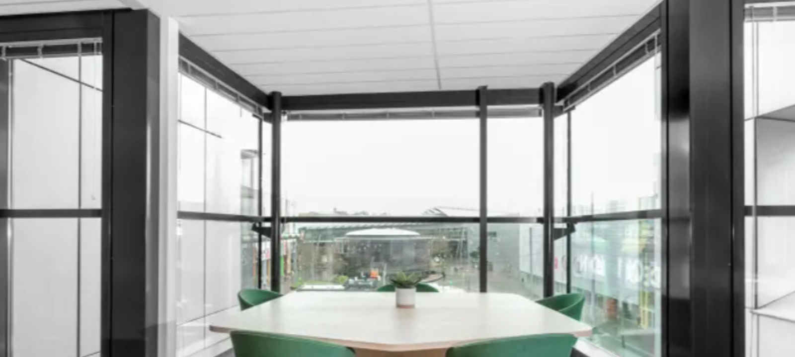 3 Nikola Tesla, Sofia - Image 1