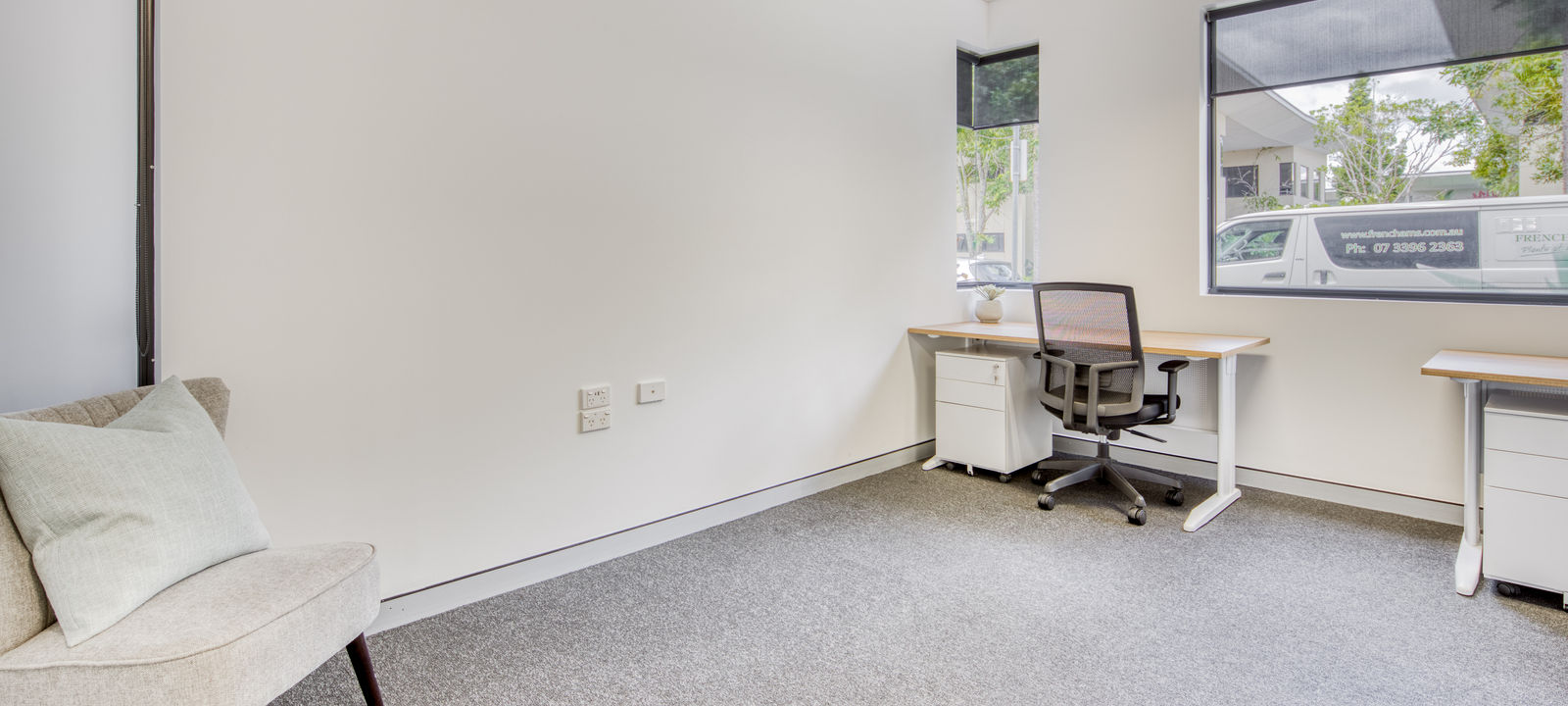 107 Miles Platting Road, Eight Mile Plains - Image 1