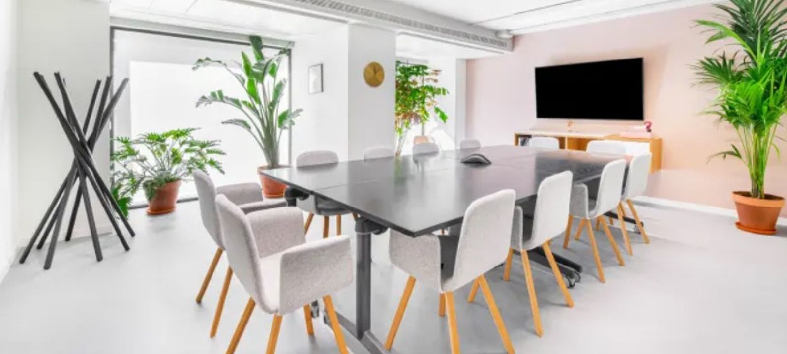 214 S 3rd St, Sterling - Image 1