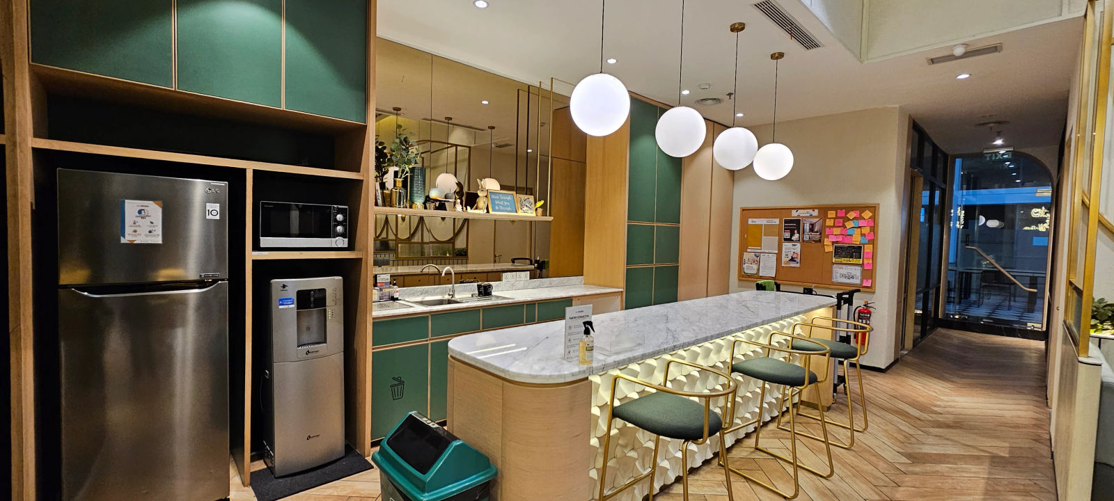 Puri Indah Cbd Jl Puri Indah Raya Kembangan Selatan, West Jakarta - Image 1