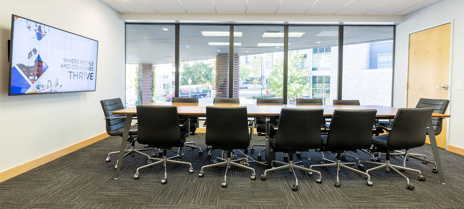 121 Perimeter Center W, Atlanta - Image 1