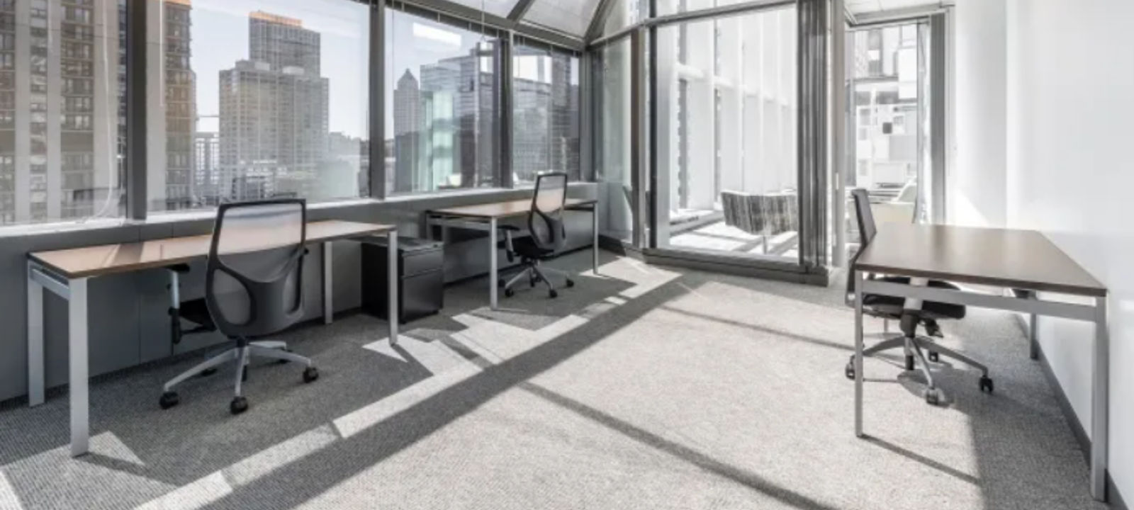 300 Cardinal Dr, St Charles - Image 1