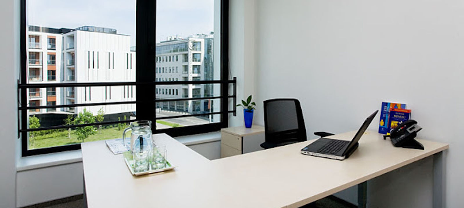 15 Zajęcza, Warszawa - Image 1