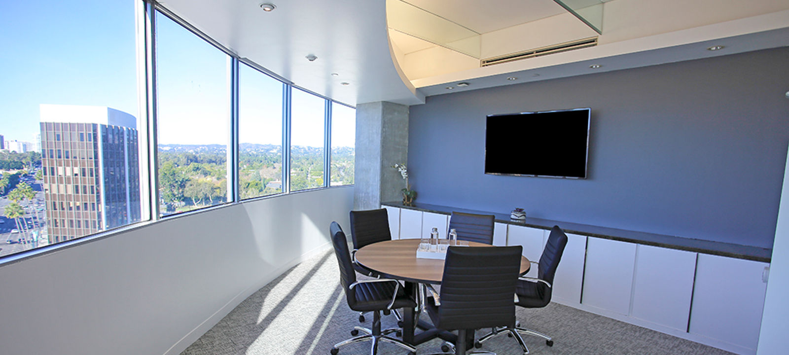 9701 Wilshire Blvd, Beverly Hills - Image 1