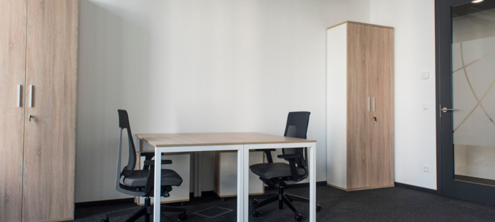 16a Ul Żwirki I Wigury, Warszawa - Image 1