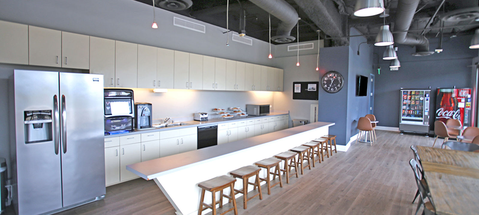 1055 E Colorado Blvd, Pasadena - Image 1