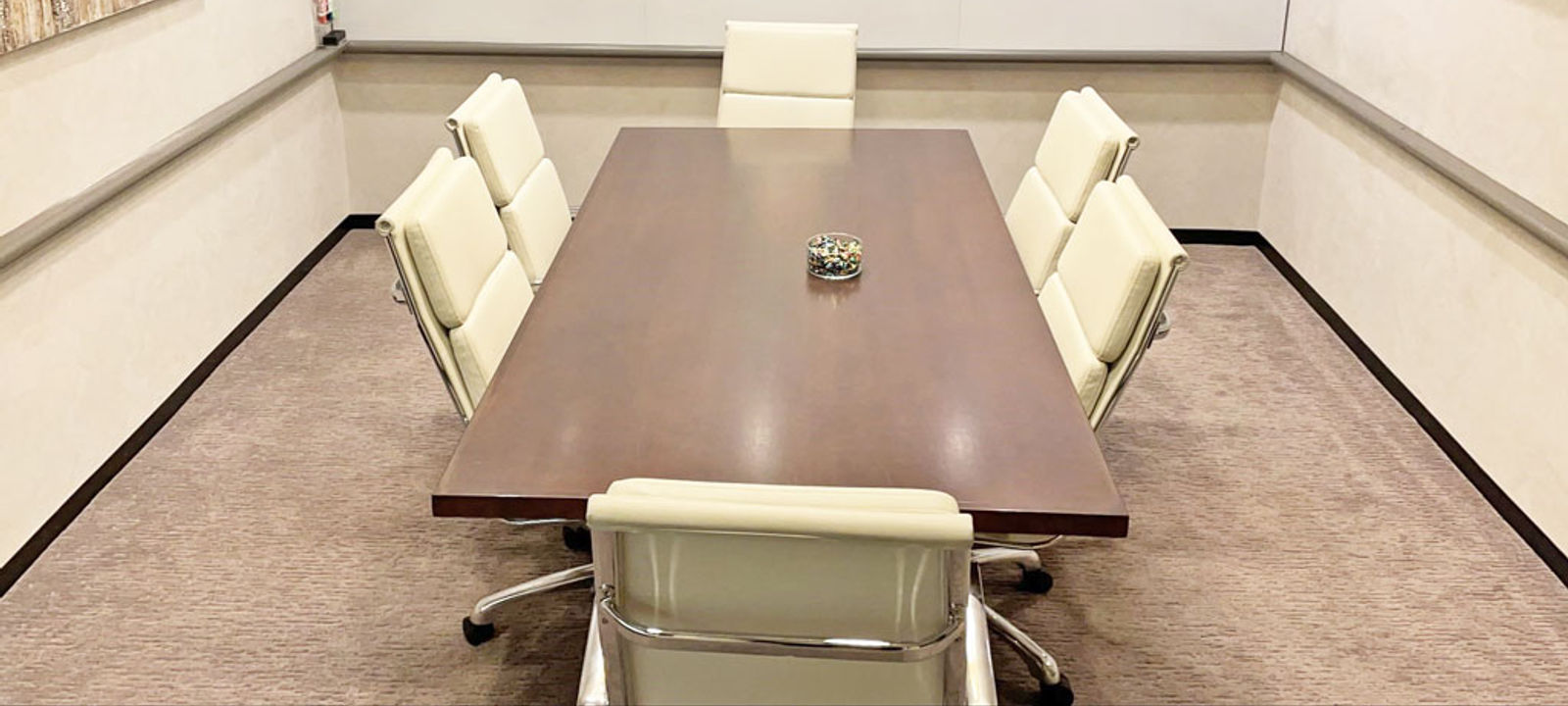 1901 N Roselle Road, Schaumburg - Image 1