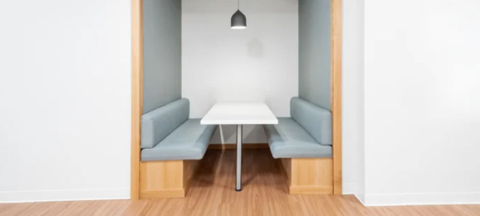 5913 Executive Dr, Lansing - Image 1